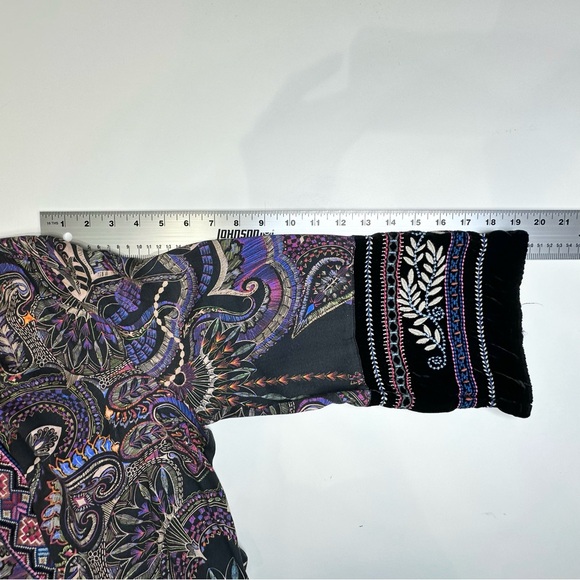Johnny Was Paisley Print blouse w/black velvet trims and embroidery. SZ L EUC - Picture 10 of 12